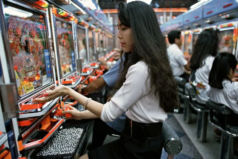 Tokyo Leisure Districts & Osaka Entertainment Areas